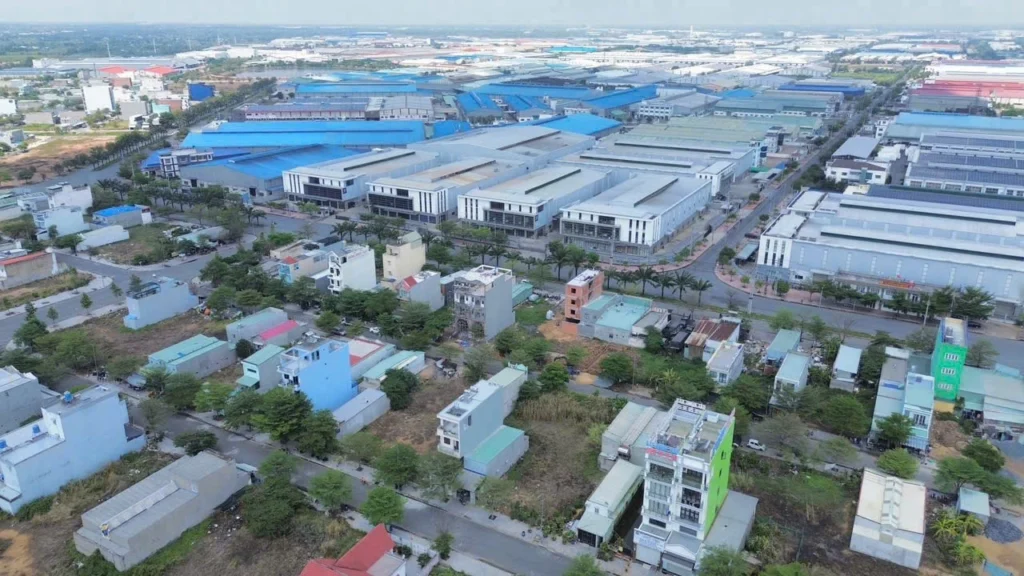 Bất động sản vùng ven: Cơ hội, rủi ro và thời điểm đầu tư 3 bat dong san vung ven kcn hs lands