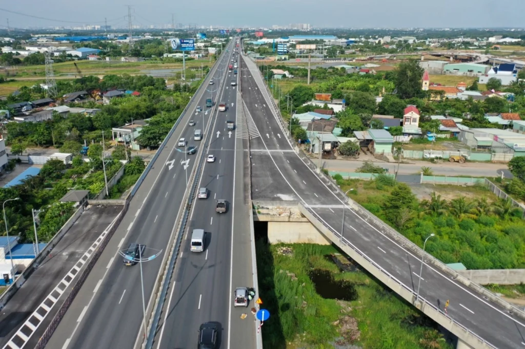 Xã Đức Hòa lên thành phố: Thực hư và tiềm năng phát triển 3 ha tang giao thong duc hoa hslands