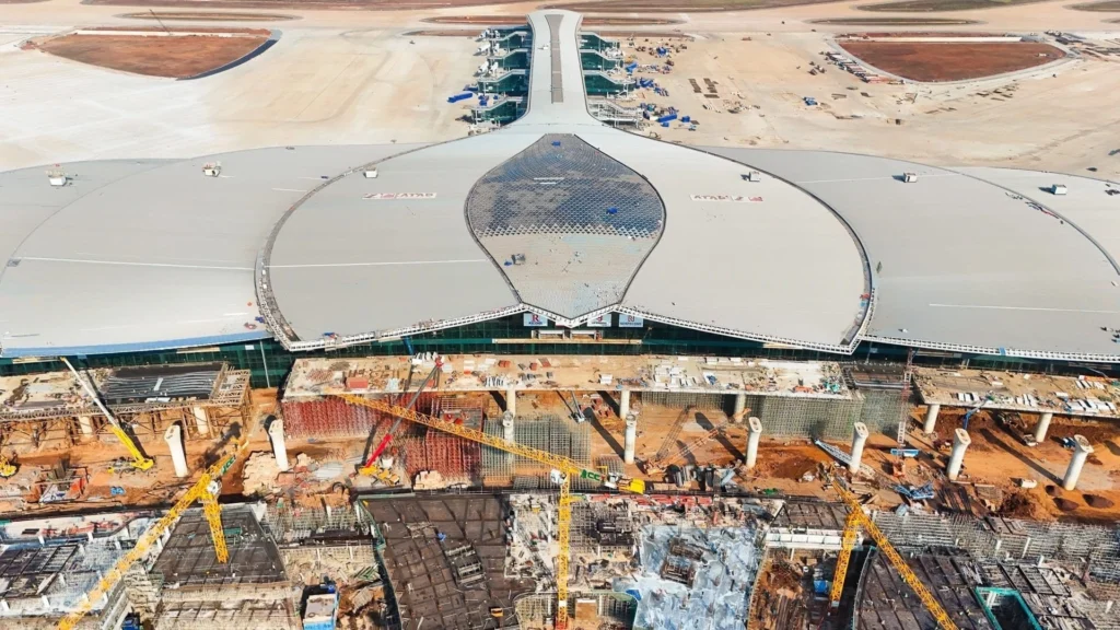 Dự án hạ tầng trọng điểm và tác động đến BĐS TP.HCM 7 san bay long thanh hien tai hslands 1